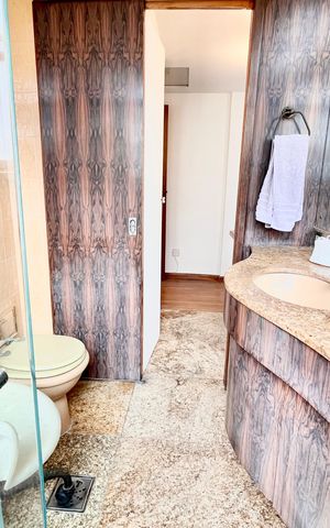 Apartamento à venda com 100m², 3 quartos e sem vaga Apartamento à venda com 100m², 3 quartos e sem vagaBANHEIRO
