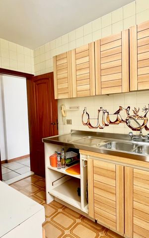 Apartamento à venda com 100m², 3 quartos e sem vaga Apartamento à venda com 100m², 3 quartos e sem vagaCOZINHA