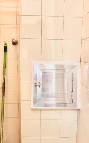 Apartamento à venda com 100m², 3 quartos e sem vaga Apartamento à venda com 100m², 3 quartos e sem vagaQuarto de Serviço