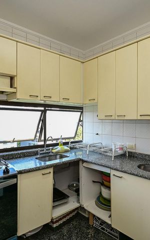 Apartamento à venda com 300m², 4 quartos e 4 vagasCozinha