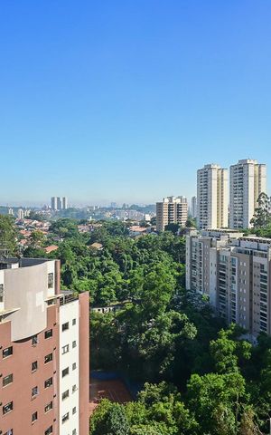 Apartamento à venda com 300m², 4 quartos e 4 vagasVista da Suíte 2