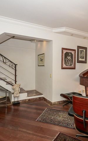 Apartamento à venda com 300m², 4 quartos e 4 vagasSala