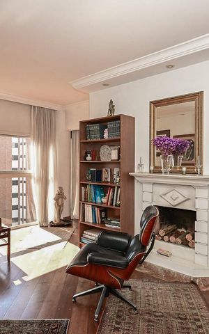 Apartamento à venda com 300m², 4 quartos e 4 vagasSala