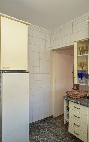 Apartamento à venda com 300m², 4 quartos e 4 vagasCozinha