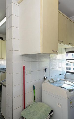Apartamento à venda com 300m², 4 quartos e 4 vagasÁrea de Serviço