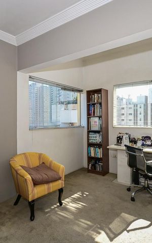 Apartamento à venda com 300m², 4 quartos e 4 vagasCobertura