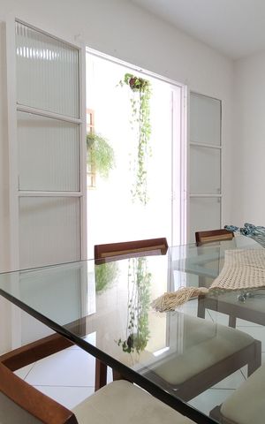 Casa de condomínio à venda com 319m², 4 quartos e 2 vagas Casa de condomínio à venda com 319m², 4 quartos e 2 vagasCozinha