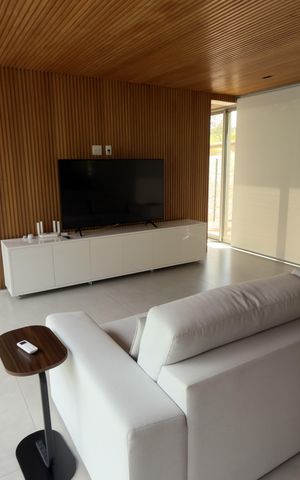 Casa de condomínio para alugar com 298m², 5 quartos e 4 vagas
