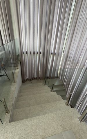 Casa de condomínio para alugar com 298m², 5 quartos e 4 vagas
