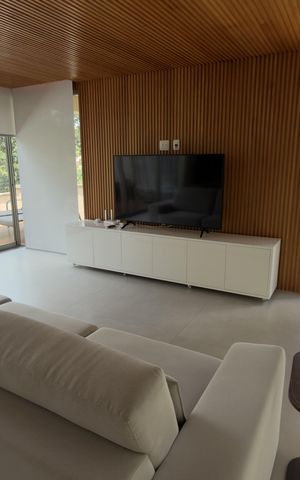 Casa de condomínio para alugar com 298m², 5 quartos e 4 vagas