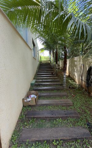Casa de condomínio para alugar com 298m², 5 quartos e 4 vagas