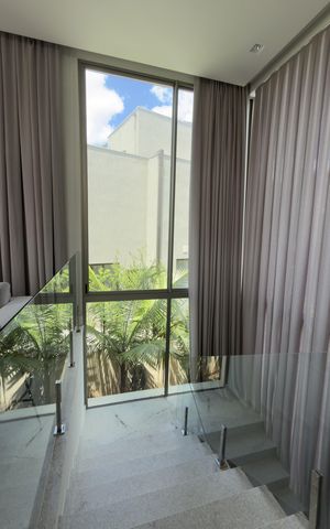 Casa de condomínio para alugar com 298m², 5 quartos e 4 vagas
