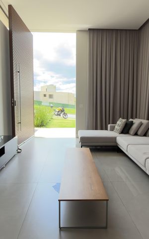 Casa de condomínio para alugar com 298m², 5 quartos e 4 vagas