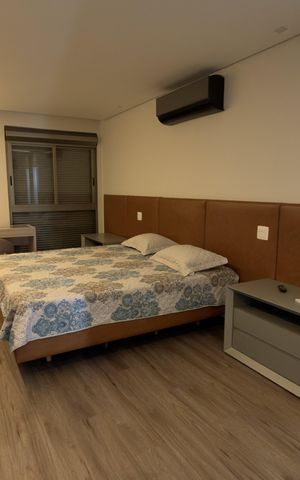 Casa de condomínio para alugar com 298m², 5 quartos e 4 vagas