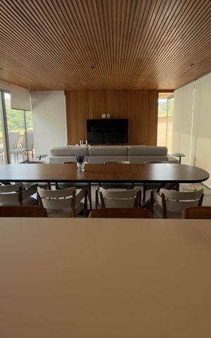 Casa de condomínio para alugar com 298m², 5 quartos e 4 vagas