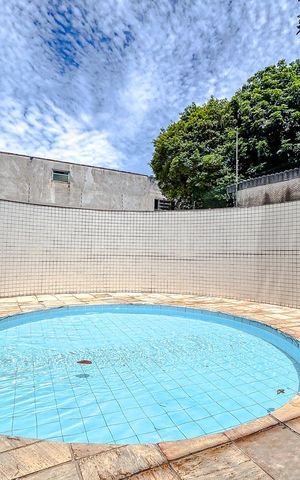 Apartamento à venda com 75m², 3 quartos e 1 vagaÁrea comum - Piscina