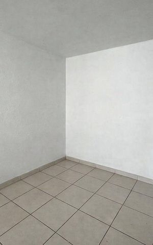 Apartamento à venda com 52m², 2 quartos e 1 vaga Apartamento à venda com 52m², 2 quartos e 1 vagaSala