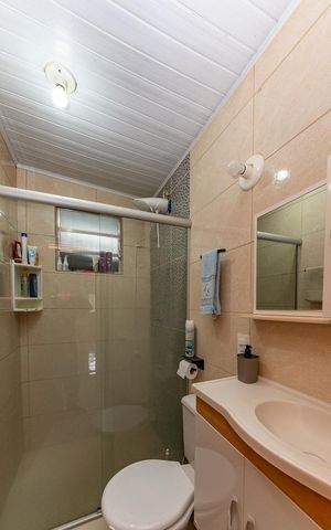 Casa à venda com 460m², 5 quartos e 8 vagas Casa à venda com 460m², 5 quartos e 8 vagasBanheiro Social 2