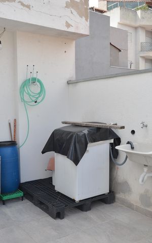 Apartamento à venda com 130m², 2 quartos e 1 vagaÁrea de Serviço
