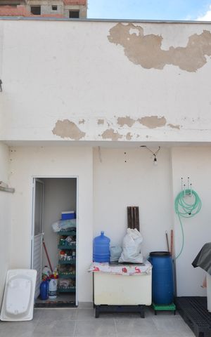 Apartamento à venda com 130m², 2 quartos e 1 vagaÁrea de Serviço