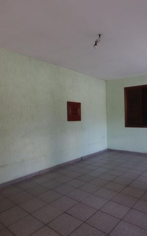 Casa à venda com 135m², 1 quarto e 1 vagaGaragem