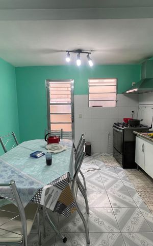 Casa para alugar com 280m², 6 quartos e 3 vagas Casa para alugar com 280m², 6 quartos e 3 vagasCozinha