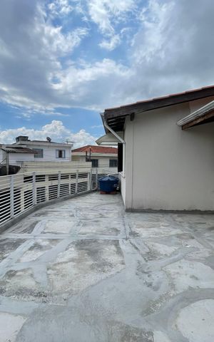 Casa para alugar com 280m², 6 quartos e 3 vagas Casa para alugar com 280m², 6 quartos e 3 vagasVaranda do Quarto 3