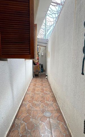 Casa para alugar com 280m², 6 quartos e 3 vagas Casa para alugar com 280m², 6 quartos e 3 vagasQuintal