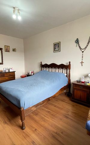 Casa para alugar com 280m², 6 quartos e 3 vagas Casa para alugar com 280m², 6 quartos e 3 vagasQuarto 1