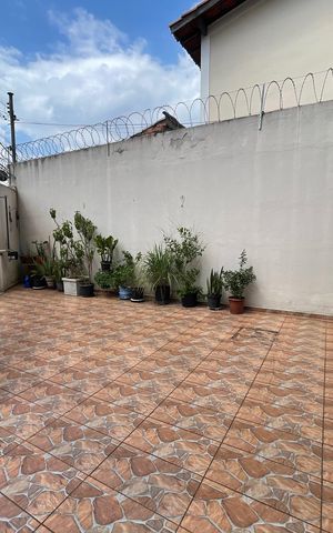 Casa para alugar com 280m², 6 quartos e 3 vagas Casa para alugar com 280m², 6 quartos e 3 vagasGaragem