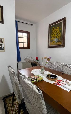Casa para alugar com 280m², 6 quartos e 3 vagas Casa para alugar com 280m², 6 quartos e 3 vagasSala de Jantar