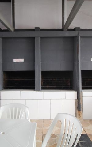 Apartamento à venda com 45m², 1 quarto e sem vagaÁrea comum - Churrasqueira