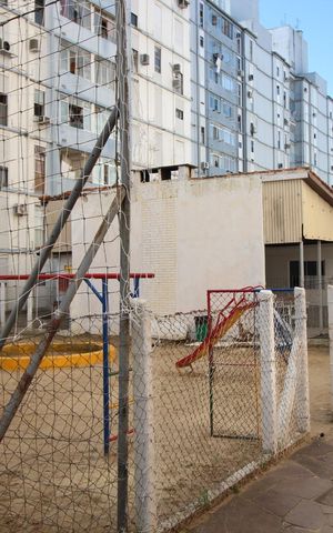 Apartamento à venda com 45m², 1 quarto e sem vagaÁrea comum - Playground