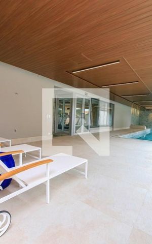 Apartamento à venda com 60m², 2 quartos e 1 vaga Apartamento à venda com 60m², 2 quartos e 1 vagaÁrea comum - Piscina