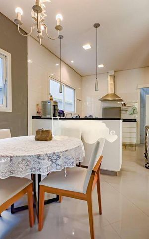 Casa à venda com 487m², 4 quartos e 5 vagas