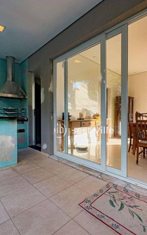 Casa à venda com 487m², 4 quartos e 5 vagas