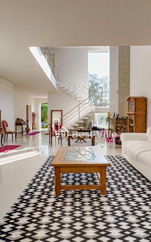 Casa à venda com 487m², 4 quartos e 5 vagas