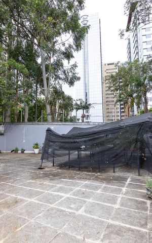 Casa de condomínio à venda com 682m², 5 quartos e 6 vagas Casa de condomínio à venda com 682m², 5 quartos e 6 vagasÁrea comum