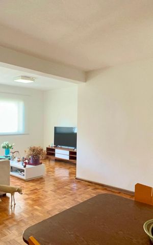 Apartamento à venda com 96m², 3 quartos e 1 vaga Apartamento à venda com 96m², 3 quartos e 1 vagaSala de Jantar