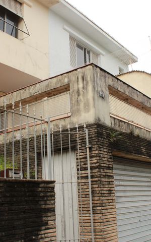 Casa à venda com 195m², 3 quartos e 1 vagaFachada