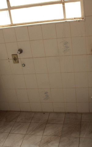 Casa à venda com 195m², 3 quartos e 1 vagaBanheiro