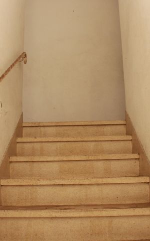 Casa à venda com 195m², 3 quartos e 1 vagaEscada