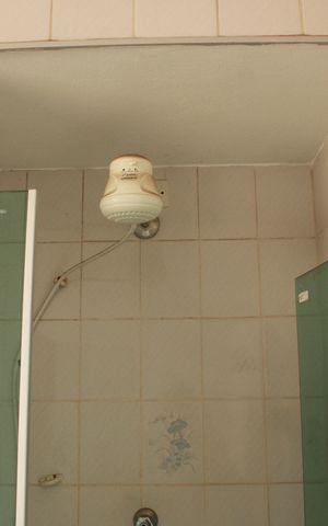 Casa à venda com 195m², 3 quartos e 1 vagaBanheiro