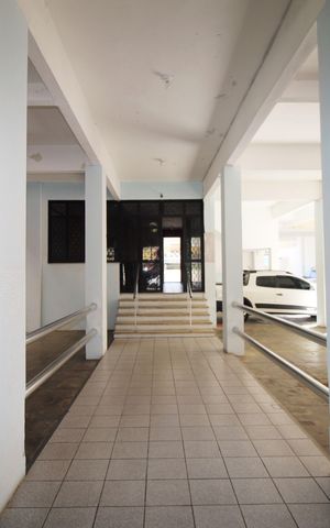 Apartamento à venda com 70m², 3 quartos e 1 vagaFachada e portaria