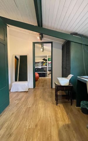 Casa à venda com 432m², 4 quartos e 4 vagas Casa à venda com 432m², 4 quartos e 4 vagasEscritorio - Quarto 3