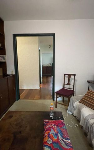 Casa à venda com 432m², 4 quartos e 4 vagas Casa à venda com 432m², 4 quartos e 4 vagasSala