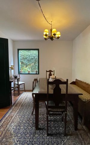 Casa à venda com 432m², 4 quartos e 4 vagas Casa à venda com 432m², 4 quartos e 4 vagasSala