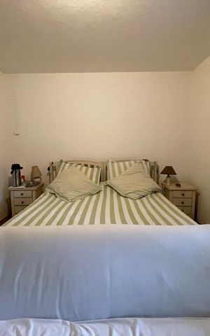 Casa à venda com 432m², 4 quartos e 4 vagas Casa à venda com 432m², 4 quartos e 4 vagasQuarto 3