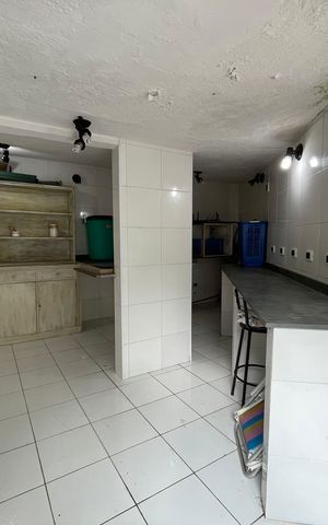 Casa à venda com 432m², 4 quartos e 4 vagas Casa à venda com 432m², 4 quartos e 4 vagasAtelie