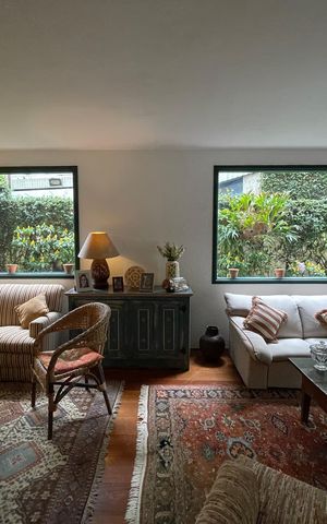 Casa à venda com 432m², 4 quartos e 4 vagas Casa à venda com 432m², 4 quartos e 4 vagasSala